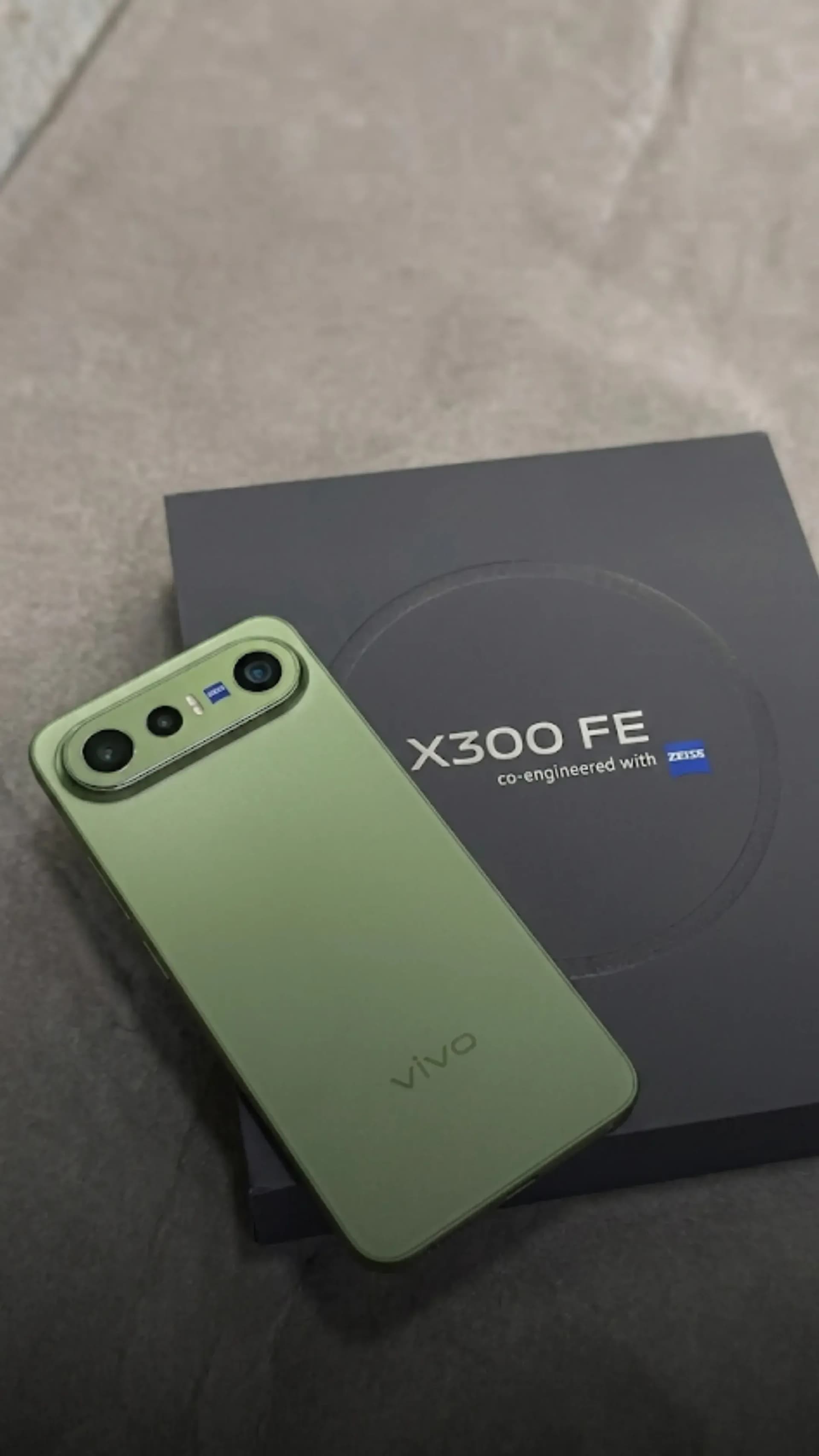 Vivo X300 FE Price in India: Snapdragon 8 Gen 5, Zeiss Camera, 6,500mAh